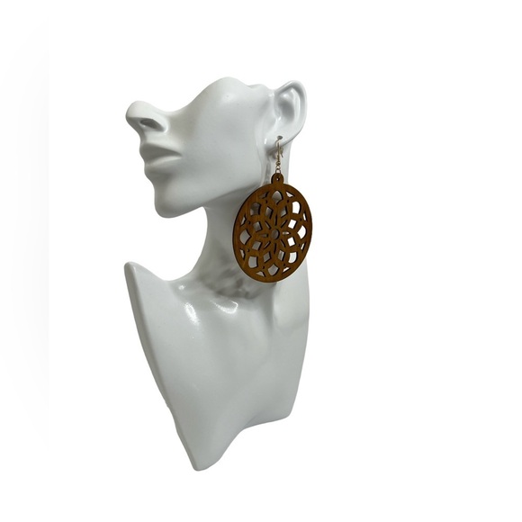 Fashion Jewelry Floral Wooden Boho Dangle Earrings - Picture 3 of 9